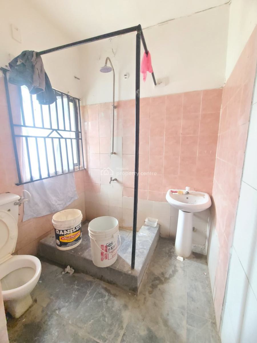 Standard and Spacious 2 Bedroom Apartment, Seaside Estate, Badore, Ajah, Lagos, Flat / Apartment for Rent