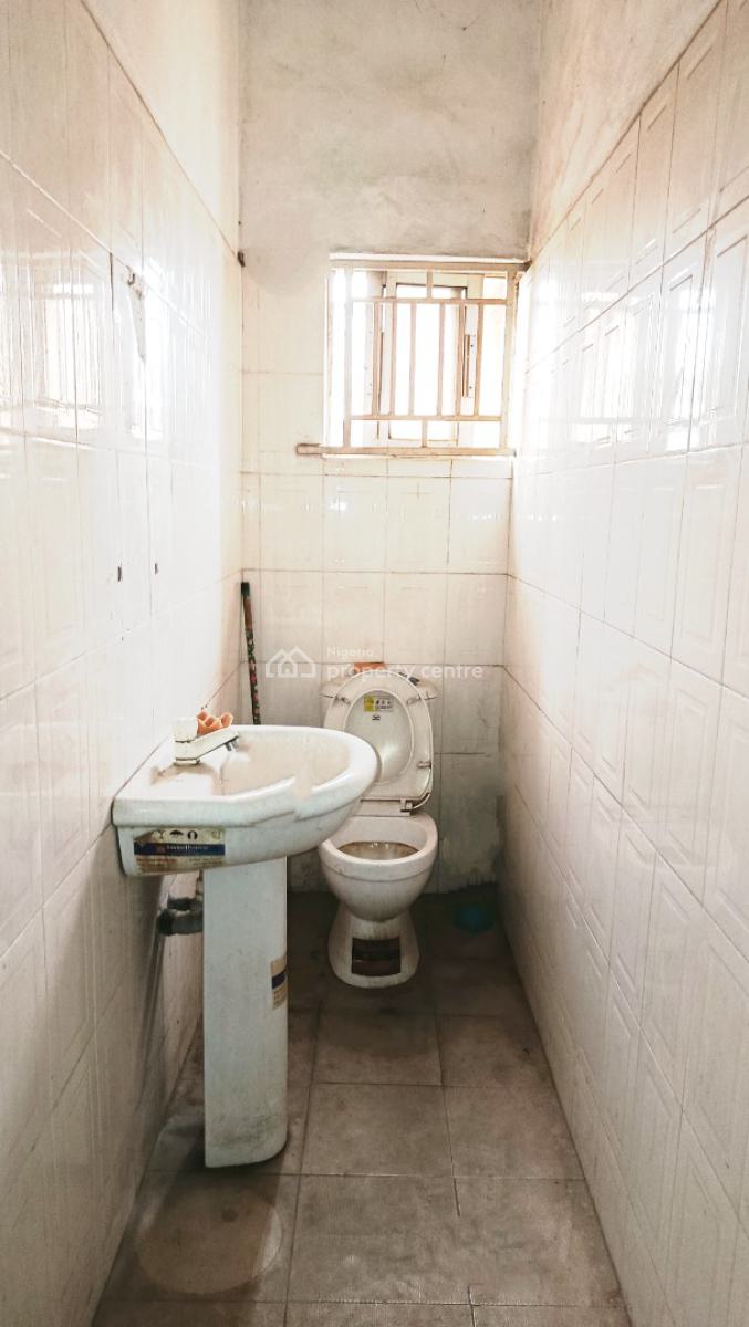 Spacious 3 Bedroom Flat, 1st Floor, Off Allen Avenue, Ikeja, Lagos, Office Space for Rent