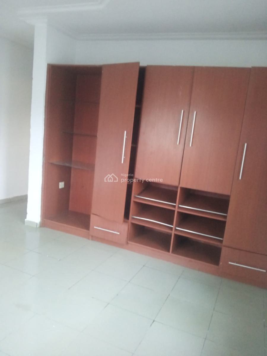 Standard and Spacious 4 Bedroom Apartment, Badore, Ajah, Lagos, Flat / Apartment for Rent