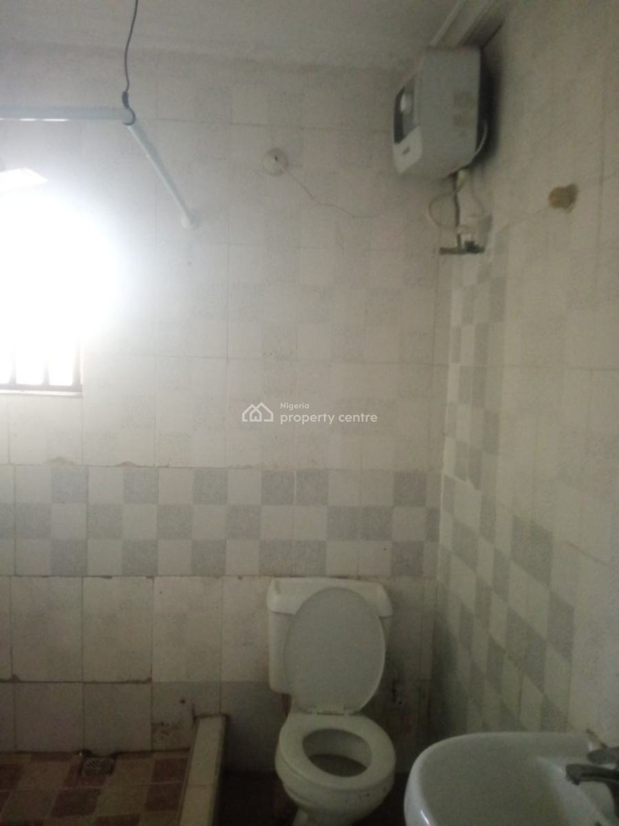Standard and Spacious 4 Bedroom Apartment, Badore, Ajah, Lagos, Flat / Apartment for Rent