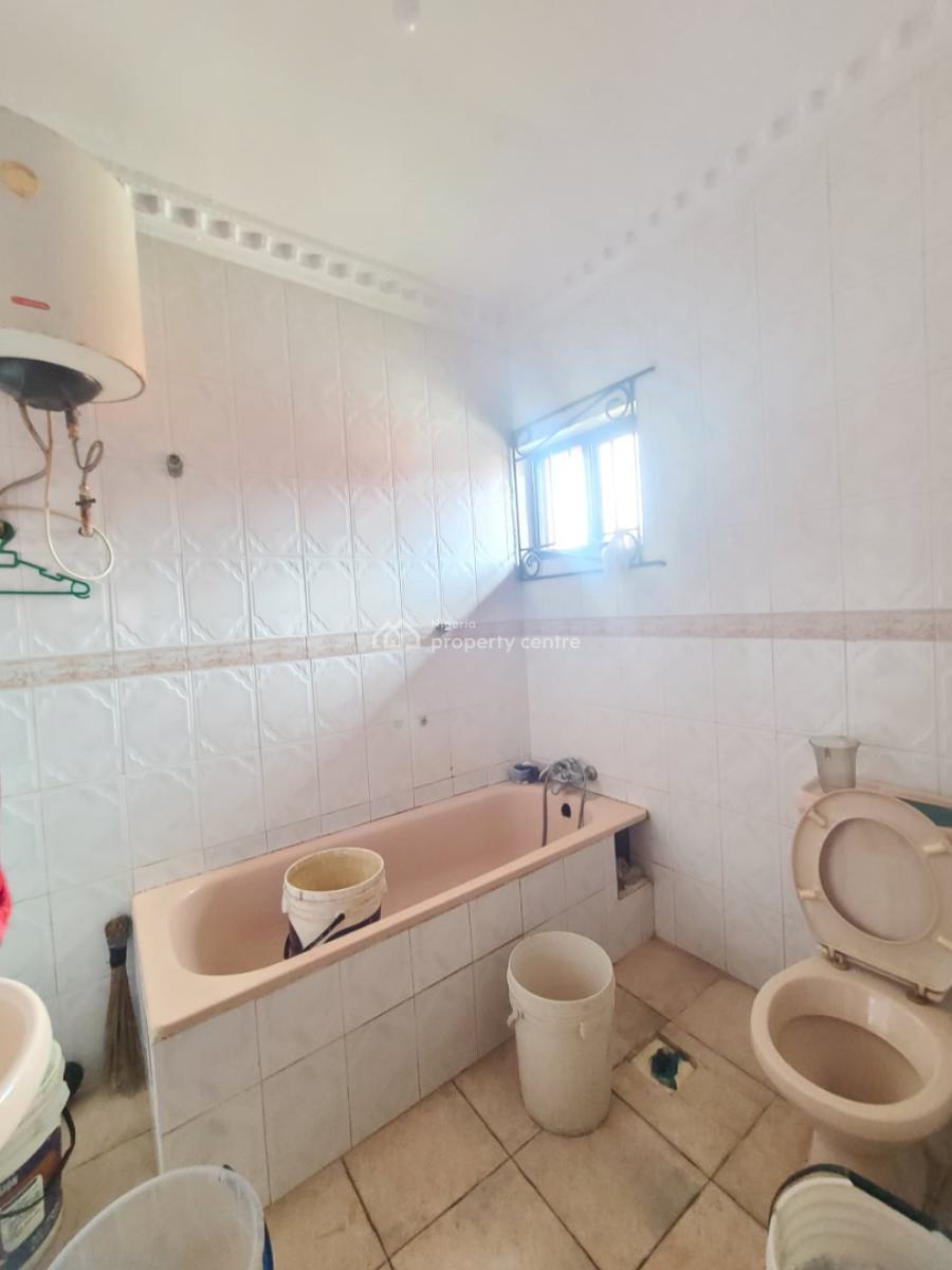 Sharp and Spacious Mini Flat, Ado Road, Oke Ira, Ajah, Lagos, Mini Flat (room and Parlour) for Rent