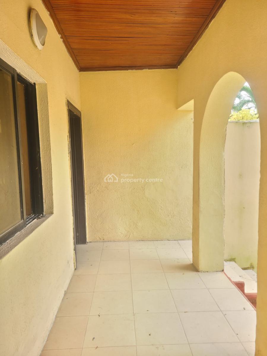 Sharp and Spacious Mini Flat, Ado Road, Oke Ira, Ajah, Lagos, Mini Flat (room and Parlour) for Rent