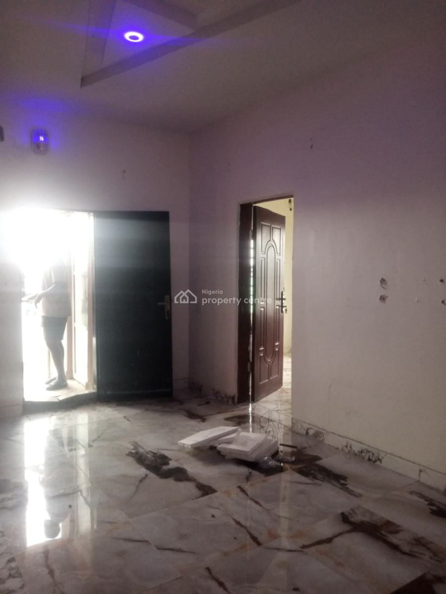 Standard and Spacious 2 Bedroom Apartment, Badore, Ajah, Lagos, Flat / Apartment for Rent