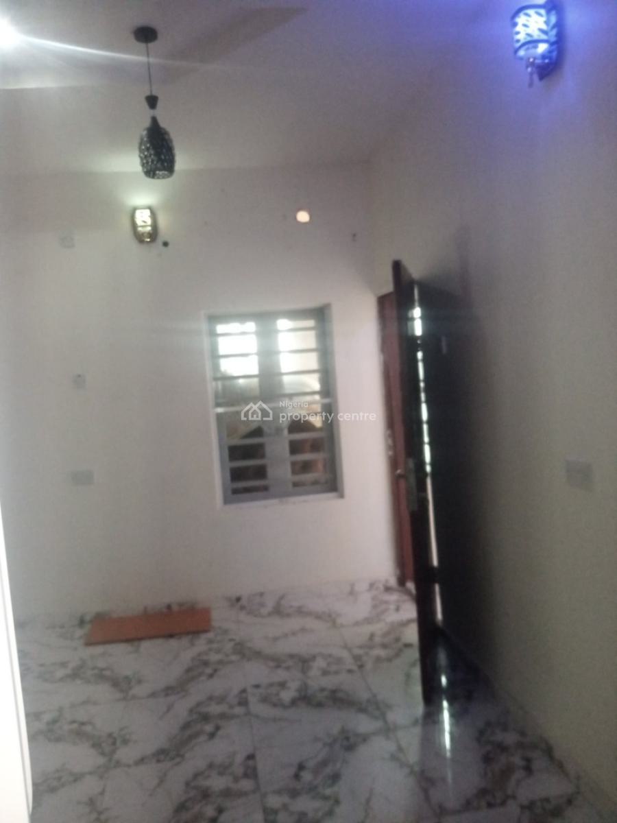 Standard and Spacious 2 Bedroom Apartment, Badore, Ajah, Lagos, Flat / Apartment for Rent