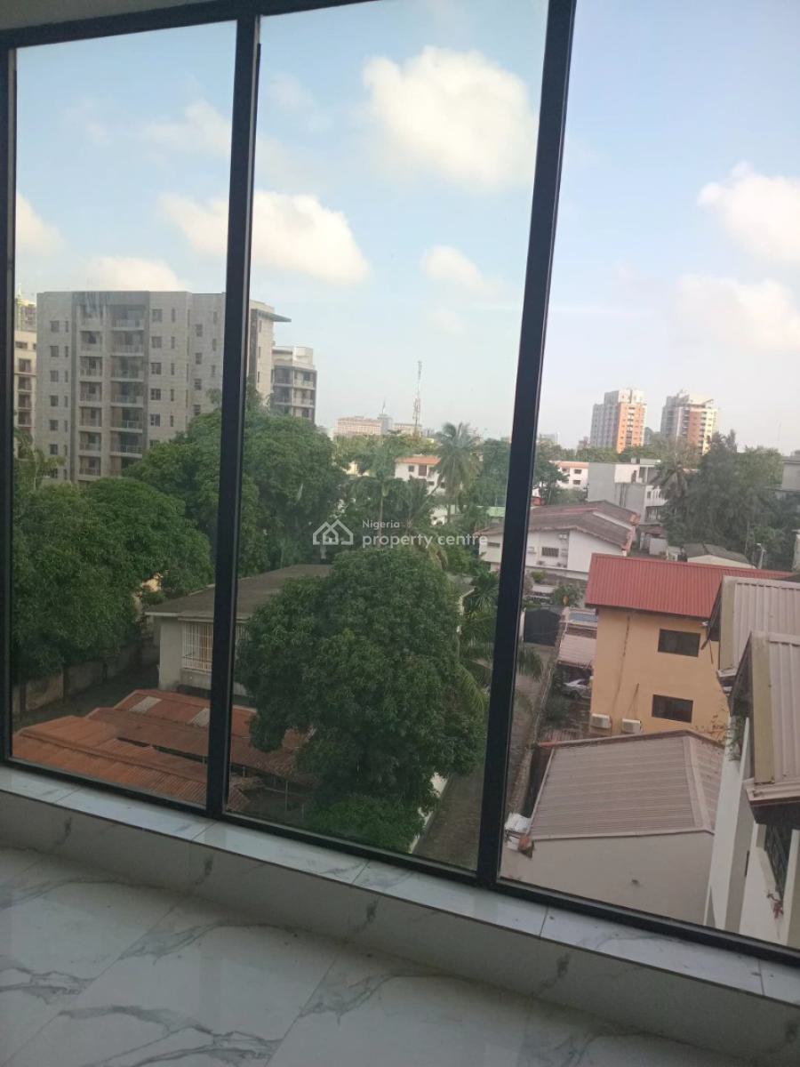Stylish 3-bedroom Apartment with Premium Amenities, Ikoyi, Lagos, Flat / Apartment for Rent