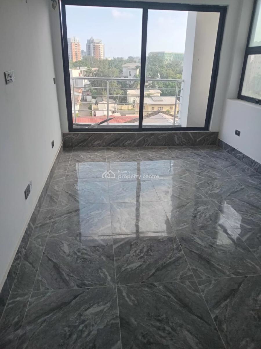 Stylish 3-bedroom Apartment with Premium Amenities, Ikoyi, Lagos, Flat / Apartment for Rent