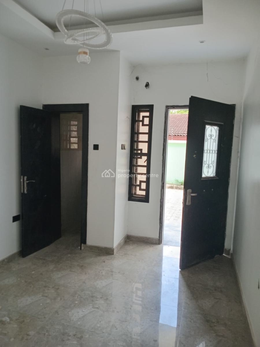 Luxury 4-bedroom Residence with Maids Quarters with C of O, Ikoyi, Lagos, House for Sale
