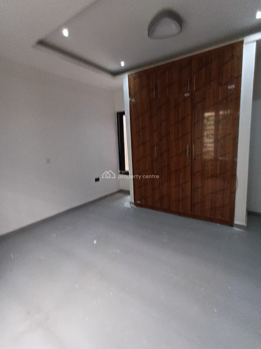 Luxury 4 Bedrooms Residence with Maids Quarters with C of O, Ikoyi, Lagos, House for Sale
