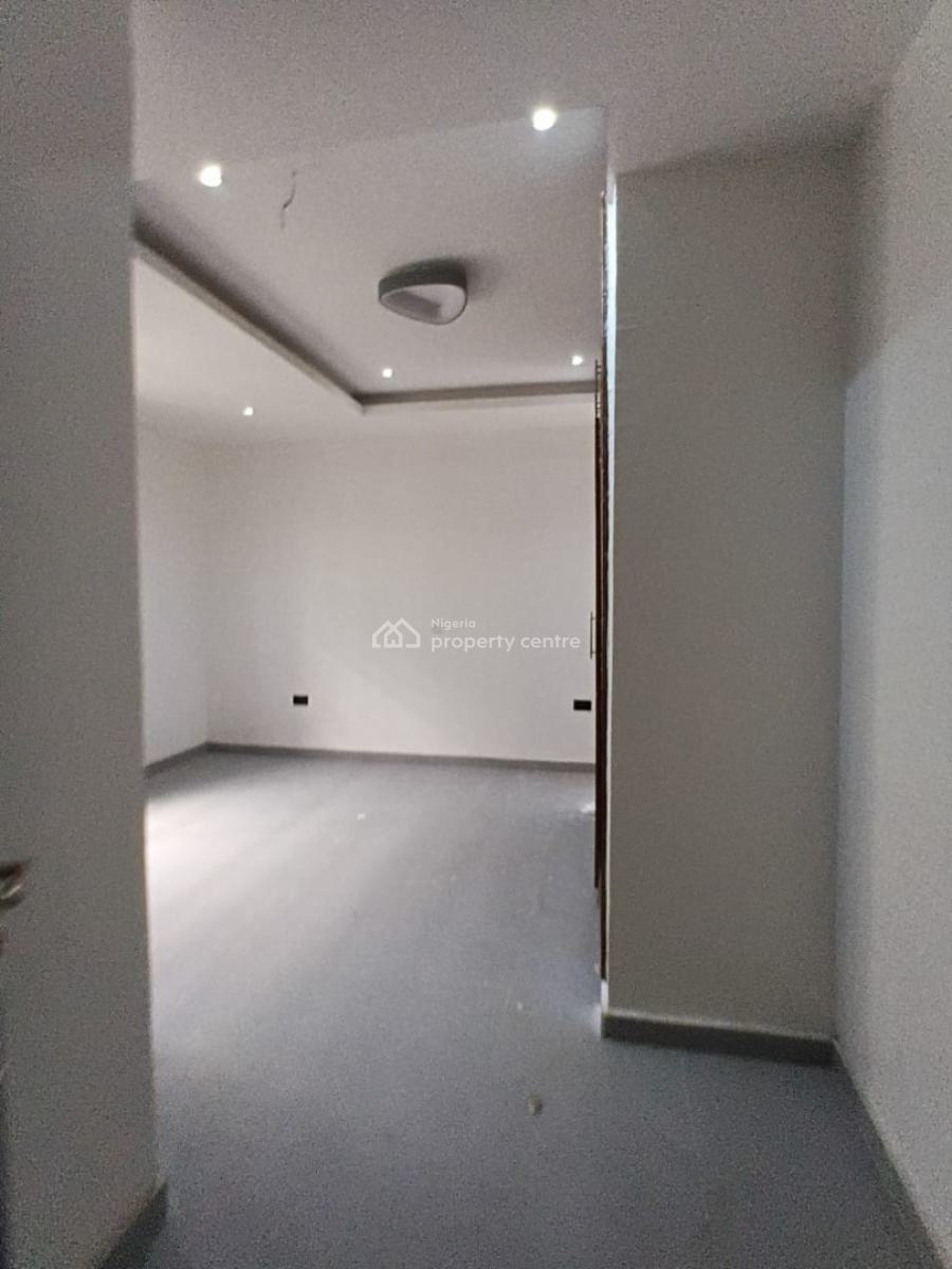 Luxury 4 Bedrooms Residence with Maids Quarters with C of O, Ikoyi, Lagos, House for Sale