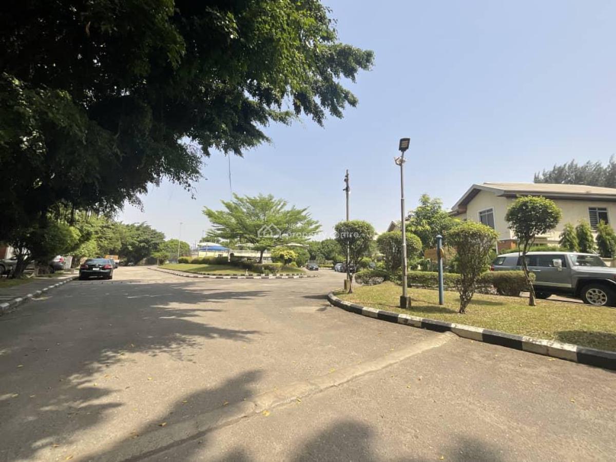 Fully Serviced Duplex, Updc Cable Point Estate, Lekki Phase 1, Lekki, Lagos, Terraced Duplex for Rent