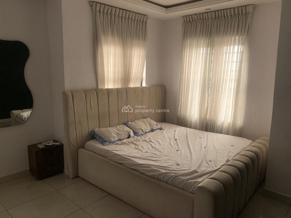 Well Maintained and Furnished 2 Bedroom Flat, Herbert Macaulay, Yaba, Lagos, Flat / Apartment for Rent