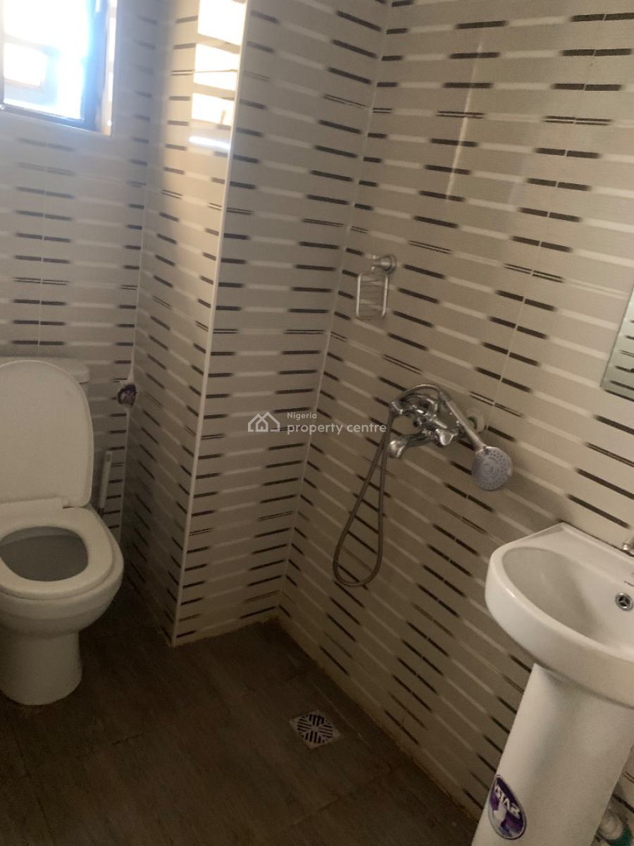 Well Maintained and Furnished 2 Bedroom Flat, Herbert Macaulay, Yaba, Lagos, Flat / Apartment for Rent