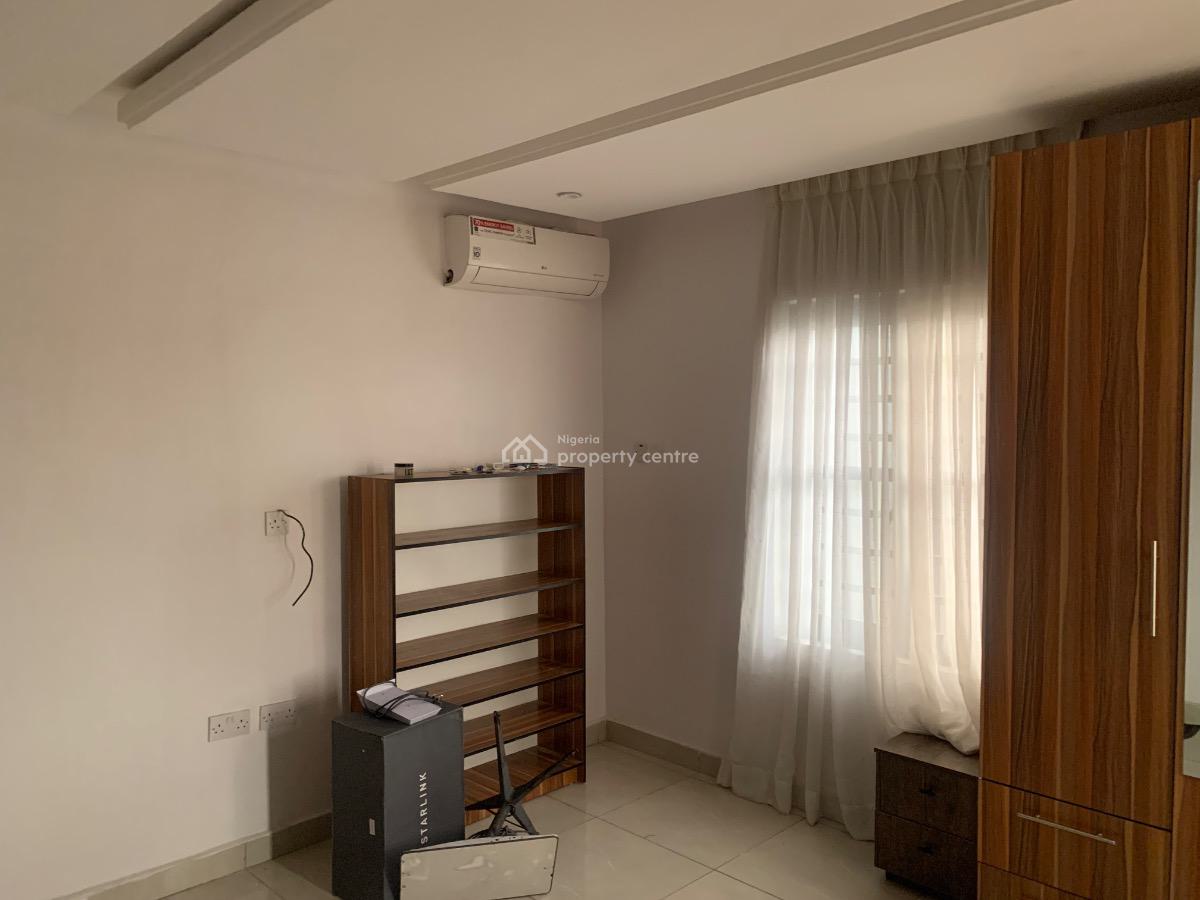 Well Maintained and Furnished 2 Bedroom Flat, Herbert Macaulay, Yaba, Lagos, Flat / Apartment for Rent