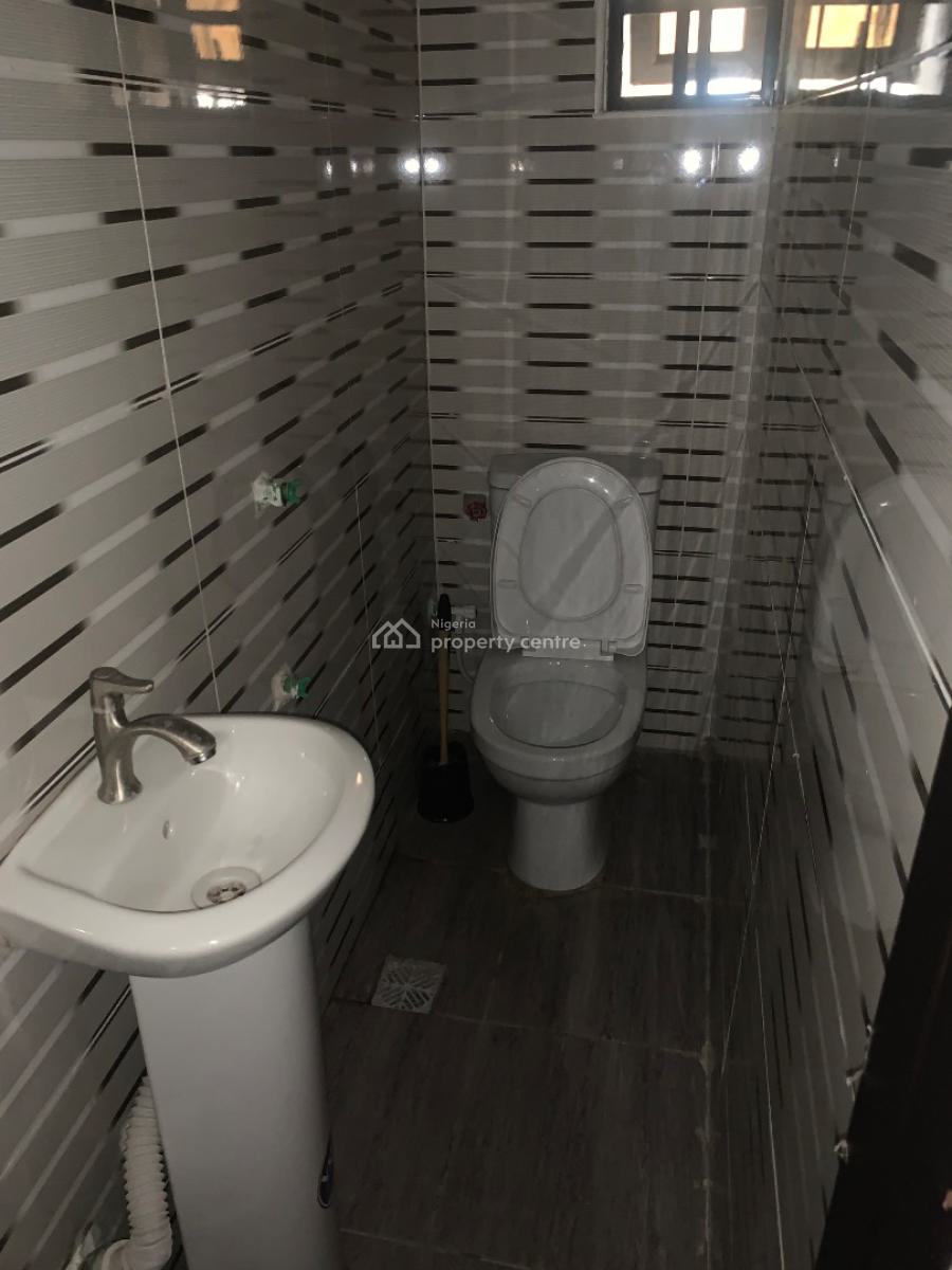 Well Maintained and Furnished 2 Bedroom Flat, Herbert Macaulay, Yaba, Lagos, Flat / Apartment for Rent