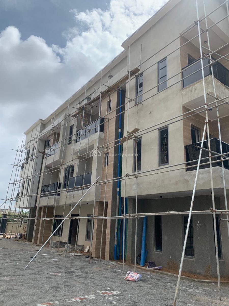 Excellently Finished & Well Built 3beds Apartment, Off Olusegun Obasanjo Way, Wuye, Abuja, Flat / Apartment for Sale