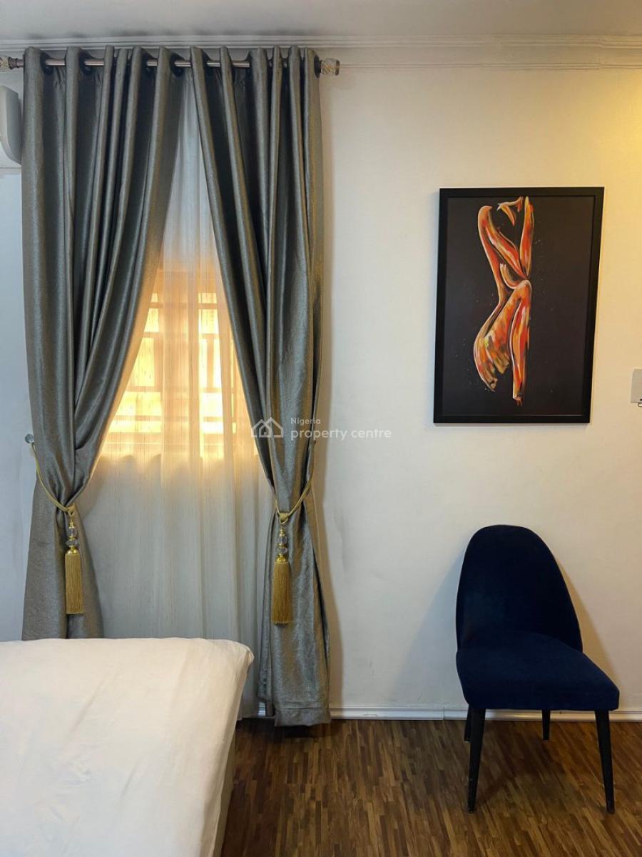 Luxury 1 Bedroom Well Furnished Apartment in a Prime Location, Lekki Phase 1, Lekki Phase 1, Lekki, Lagos, Mini Flat (room and Parlour) for Rent