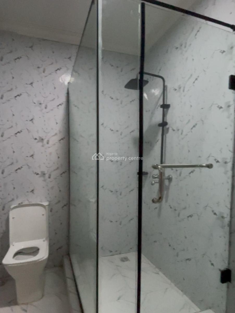 Luxury 1 Bedroom Well Furnished Apartment in a Prime Location, Lekki Phase 1, Lekki Phase 1, Lekki, Lagos, Mini Flat (room and Parlour) for Rent