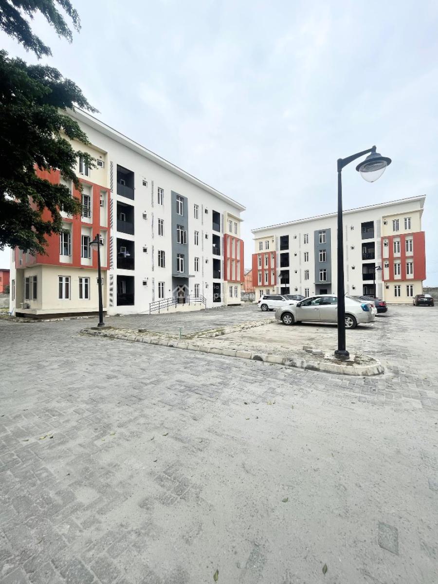 Contemporary Serviced  3 Bedroom Apartment in a Secure Estate, Orchid, Lekki, Lagos, Flat / Apartment for Sale