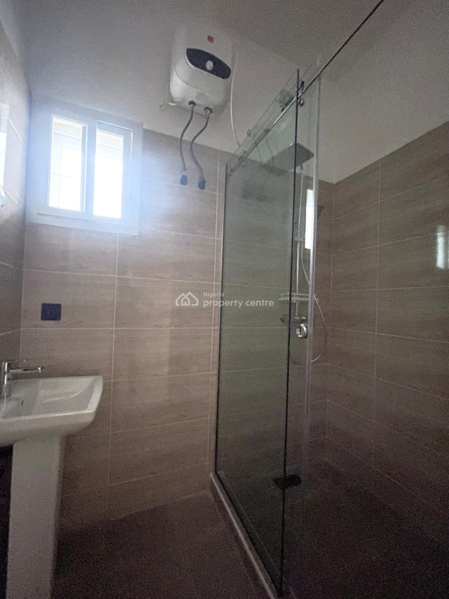 Contemporary 2 Bedroom Massionette in a Secure Estate, Ilaje, Ajah, Lagos, Flat / Apartment for Sale