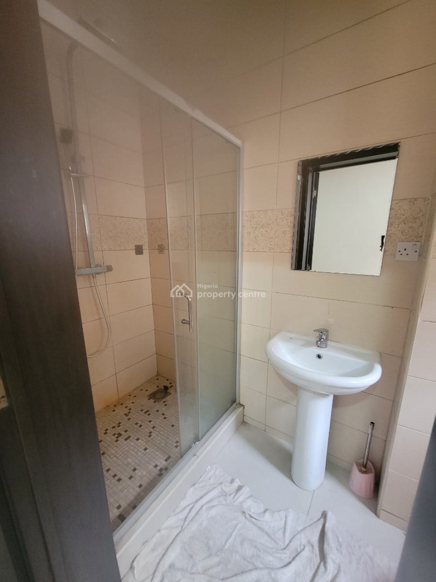 Spacious 3bed Apartment, Chevron Drive, Lekki, Lagos, Flat / Apartment for Rent