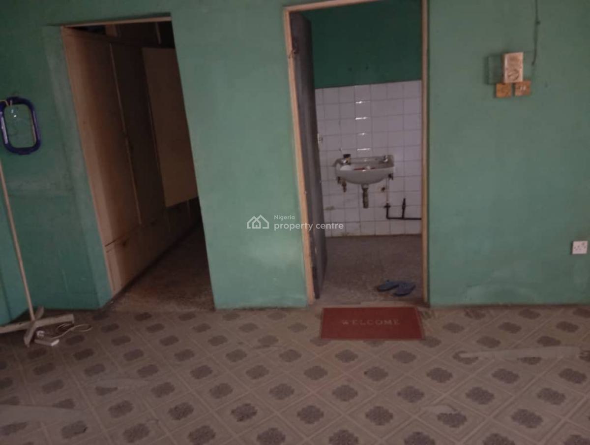 Massive 5 Bedroom Fully Detached Duplex(commercial/residential), Ire Akari, Isolo, Lagos, Detached Duplex for Rent