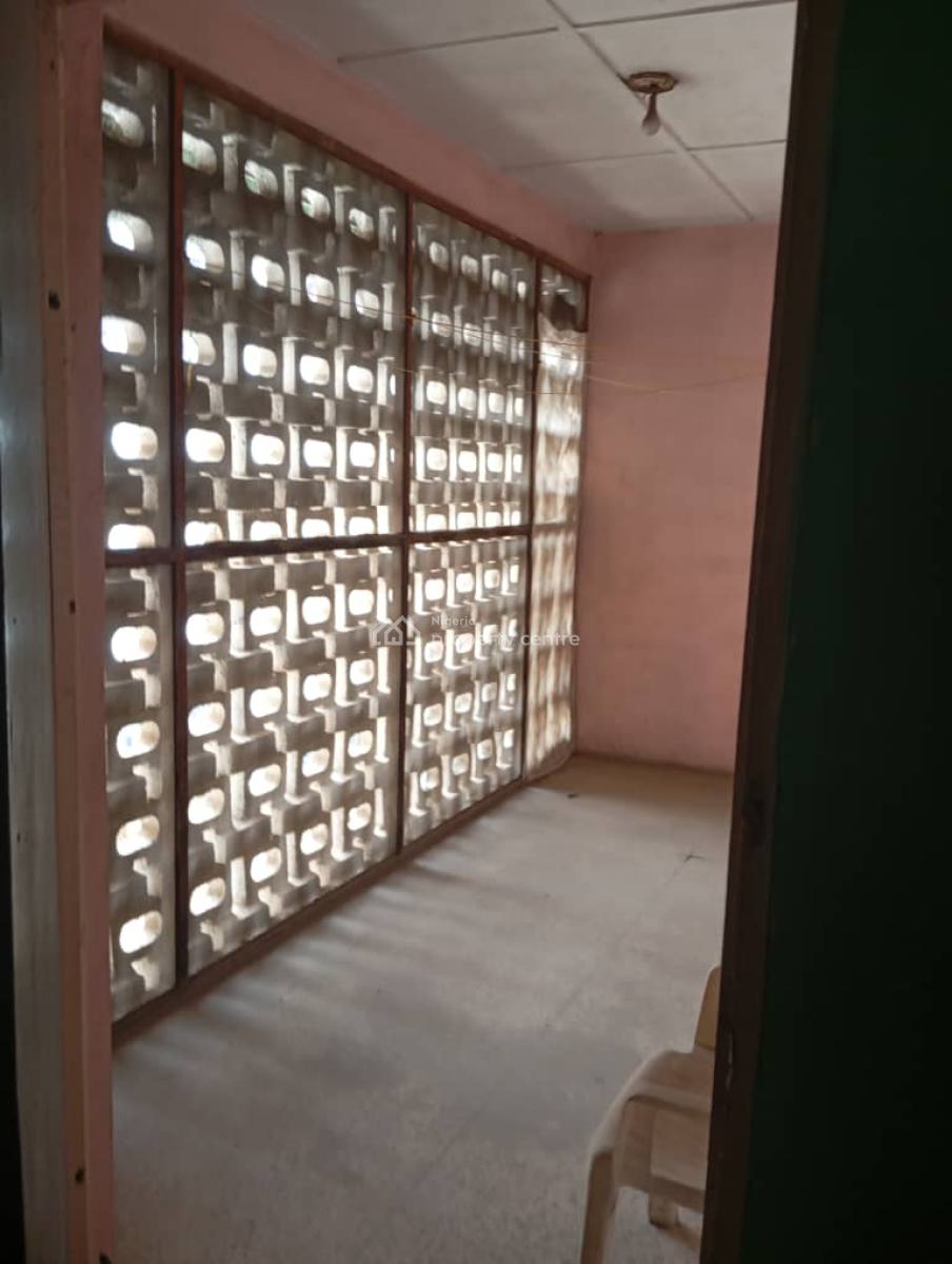 Massive 5 Bedroom Fully Detached Duplex(commercial/residential), Ire Akari, Isolo, Lagos, Detached Duplex for Rent