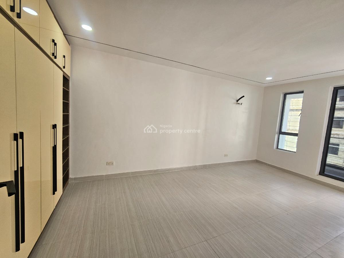 Luxury 3bedroom Flat, Behind Lifemate Ikate, Ikate, Lekki, Lagos, Block of Flats for Sale