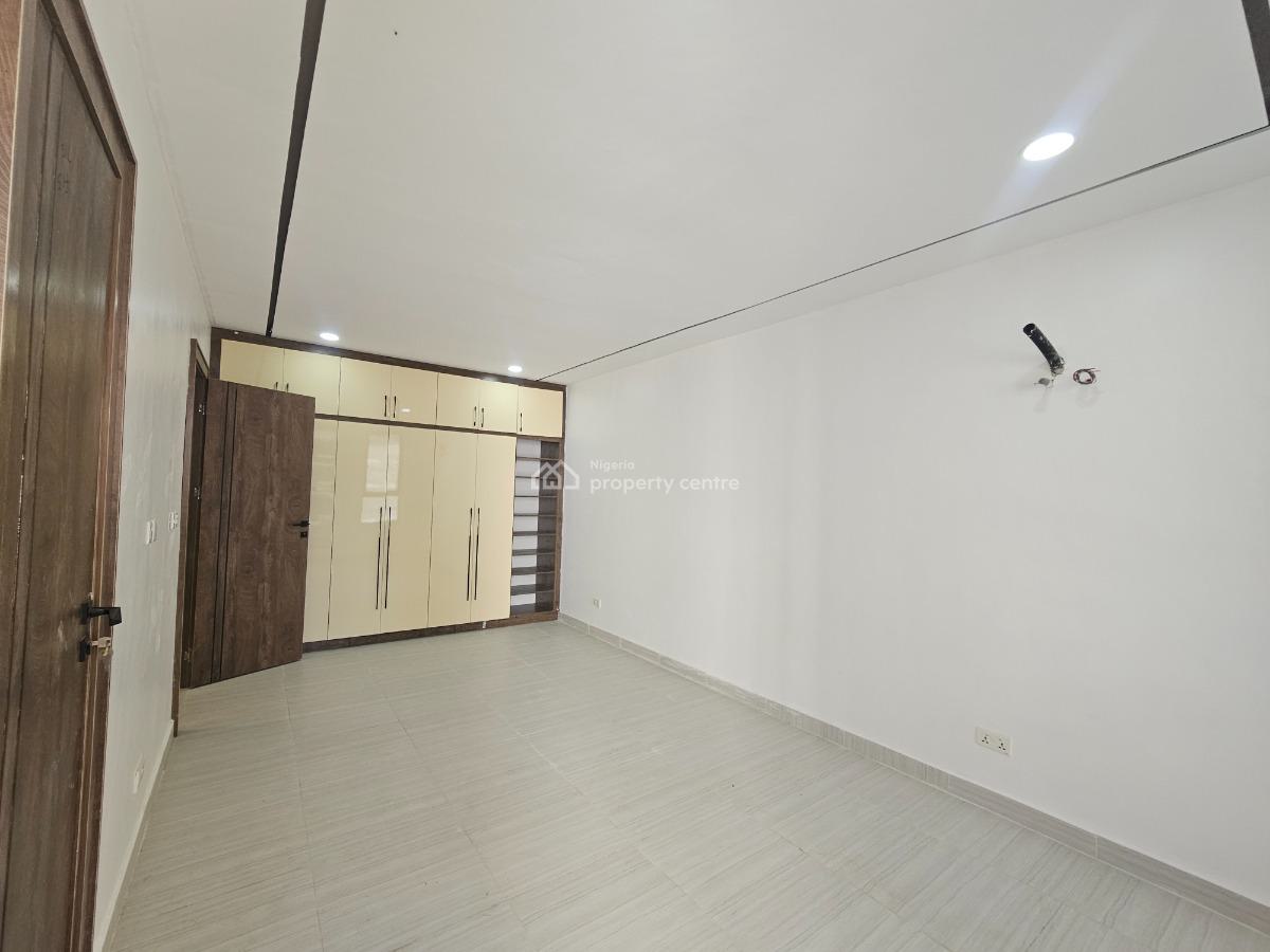 Luxury 3bedroom Flat, Behind Lifemate Ikate, Ikate, Lekki, Lagos, Block of Flats for Sale