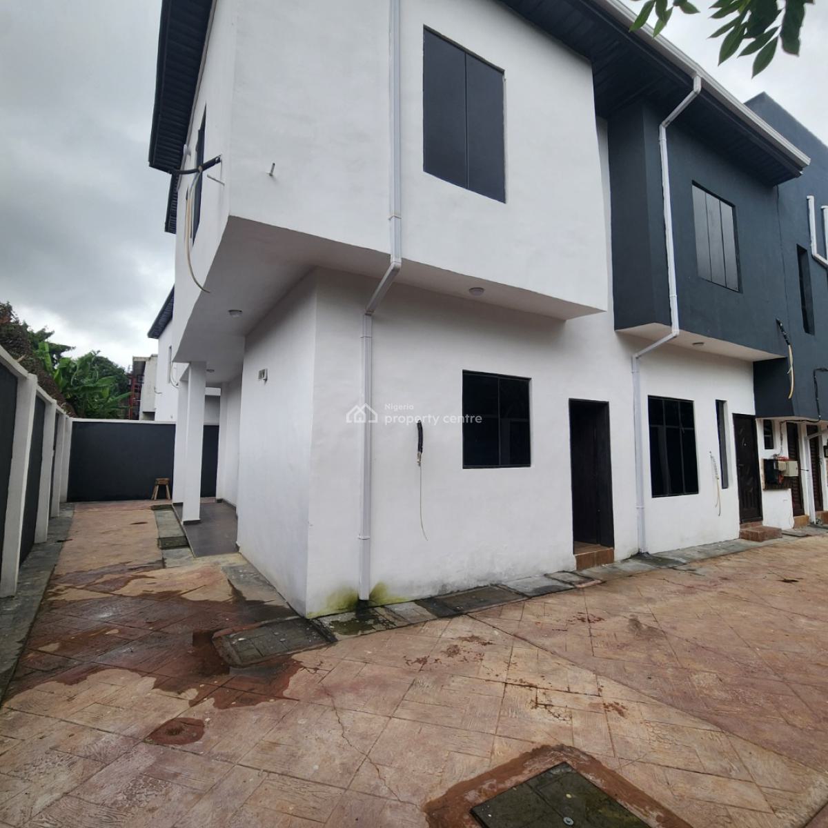 Semi Detached 4 Bedroom Duplex at Ikolaba Estate, Bodija Ibadan, Ikolaba Estate, Bodija Ibadan, Old Bodija, Ibadan, Oyo, Semi-detached Duplex for Sale