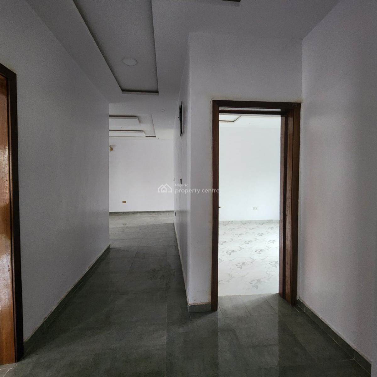 Semi Detached 4 Bedroom Duplex at Ikolaba Estate, Bodija Ibadan, Ikolaba Estate, Bodija Ibadan, Old Bodija, Ibadan, Oyo, Semi-detached Duplex for Sale