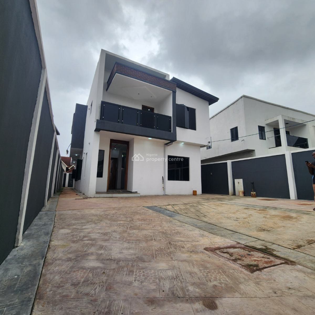 Fully Detached 4 Bedrm Duplex in a Compound at Ikolaba Estate, Bodija, Ikolaba Estate, Bodija Ibadan, New Bodija, Ibadan, Oyo, Detached Duplex for Sale