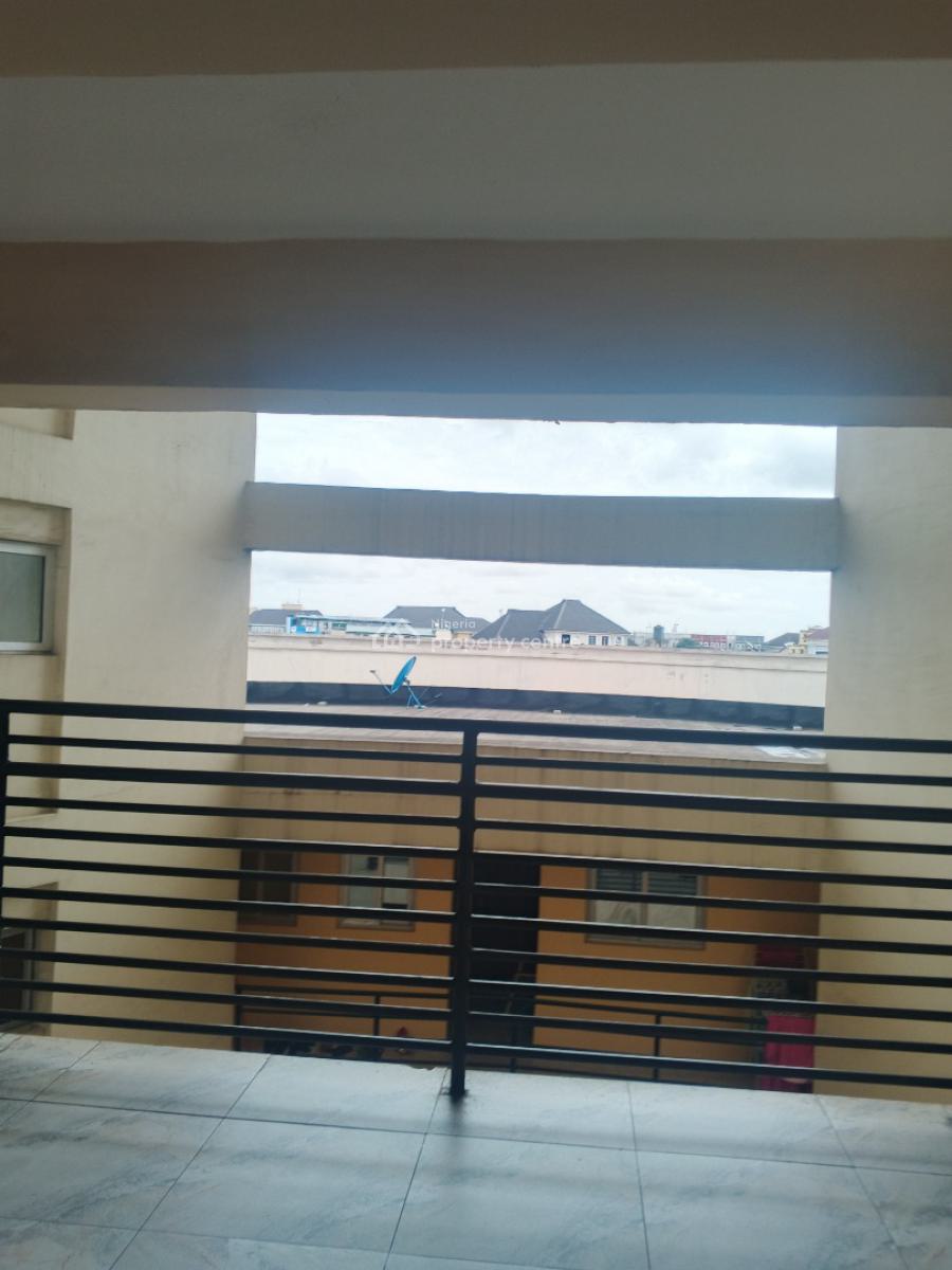 a Recently Built Three Bedroom Flat with a Bq in an Estate, Alagomeji, Alagomeji, Yaba, Lagos, Flat / Apartment for Rent