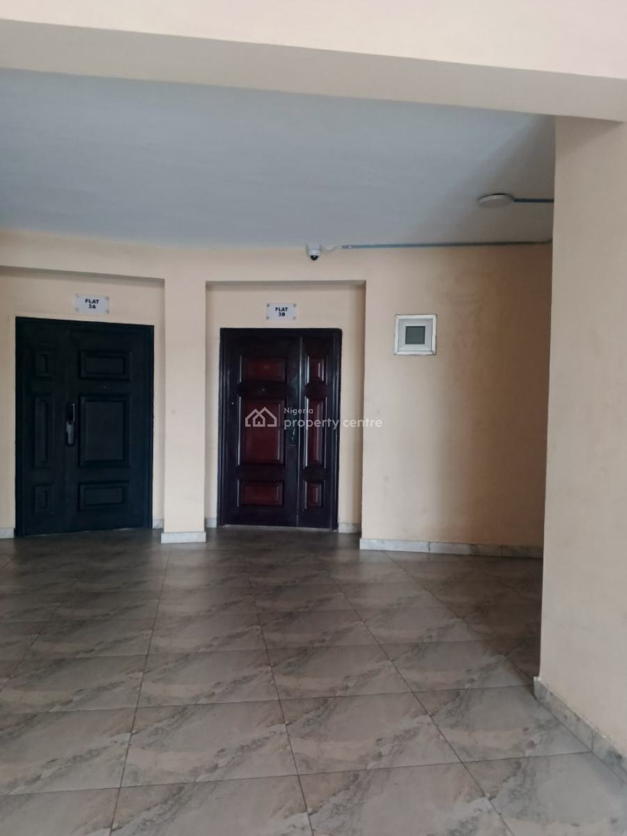 a Recently Built Three Bedroom Flat with a Bq in an Estate, Alagomeji, Alagomeji, Yaba, Lagos, Flat / Apartment for Rent
