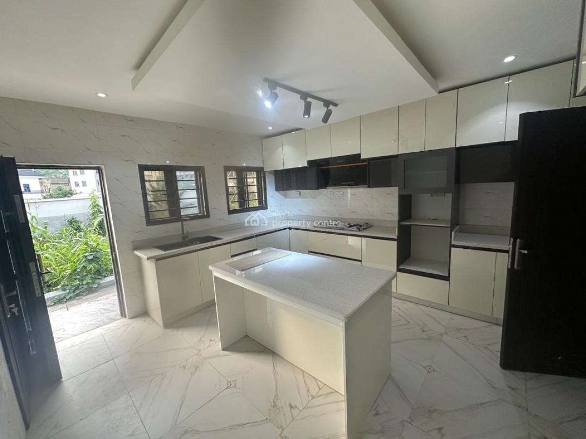 Luxury 4 Bedroom Semi-detached Duplex, Guzape District, Abuja, Semi-detached Duplex for Sale
