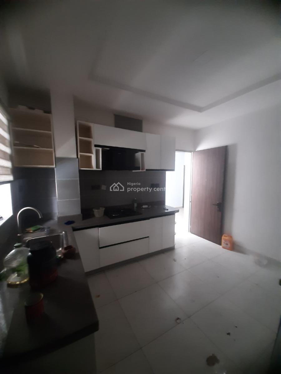 Serviced with 24/7 Power Supply 3 Bedroom En-suite Flat with Fitted Ki, Ikate Elegushi, Lekki, Lagos, Flat / Apartment for Rent