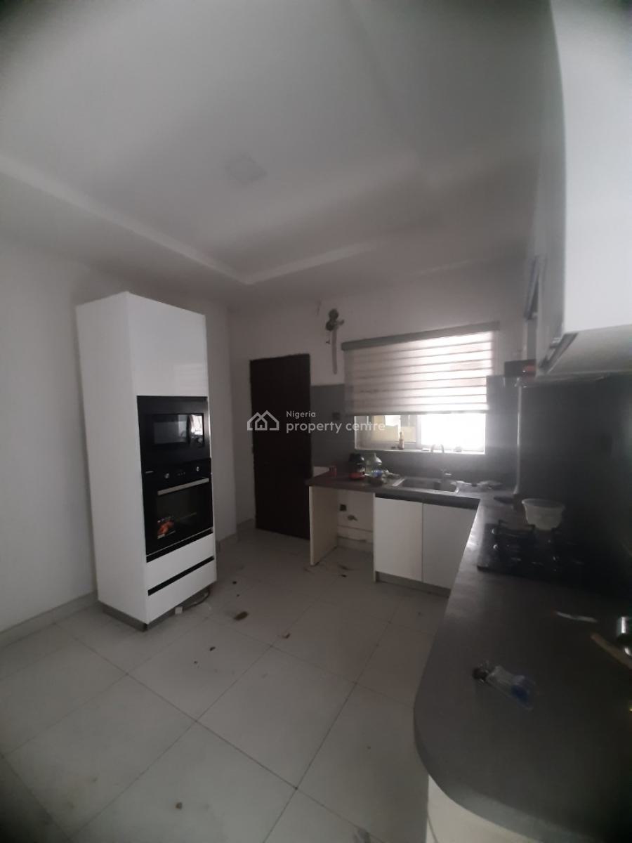 Serviced with 24/7 Power Supply 3 Bedroom En-suite Flat with Fitted Ki, Ikate Elegushi, Lekki, Lagos, Flat / Apartment for Rent