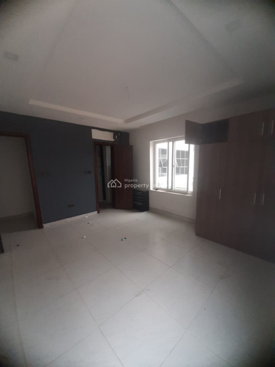 Serviced with 24/7 Power Supply 3 Bedroom En-suite Flat with Fitted Ki, Ikate Elegushi, Lekki, Lagos, Flat / Apartment for Rent