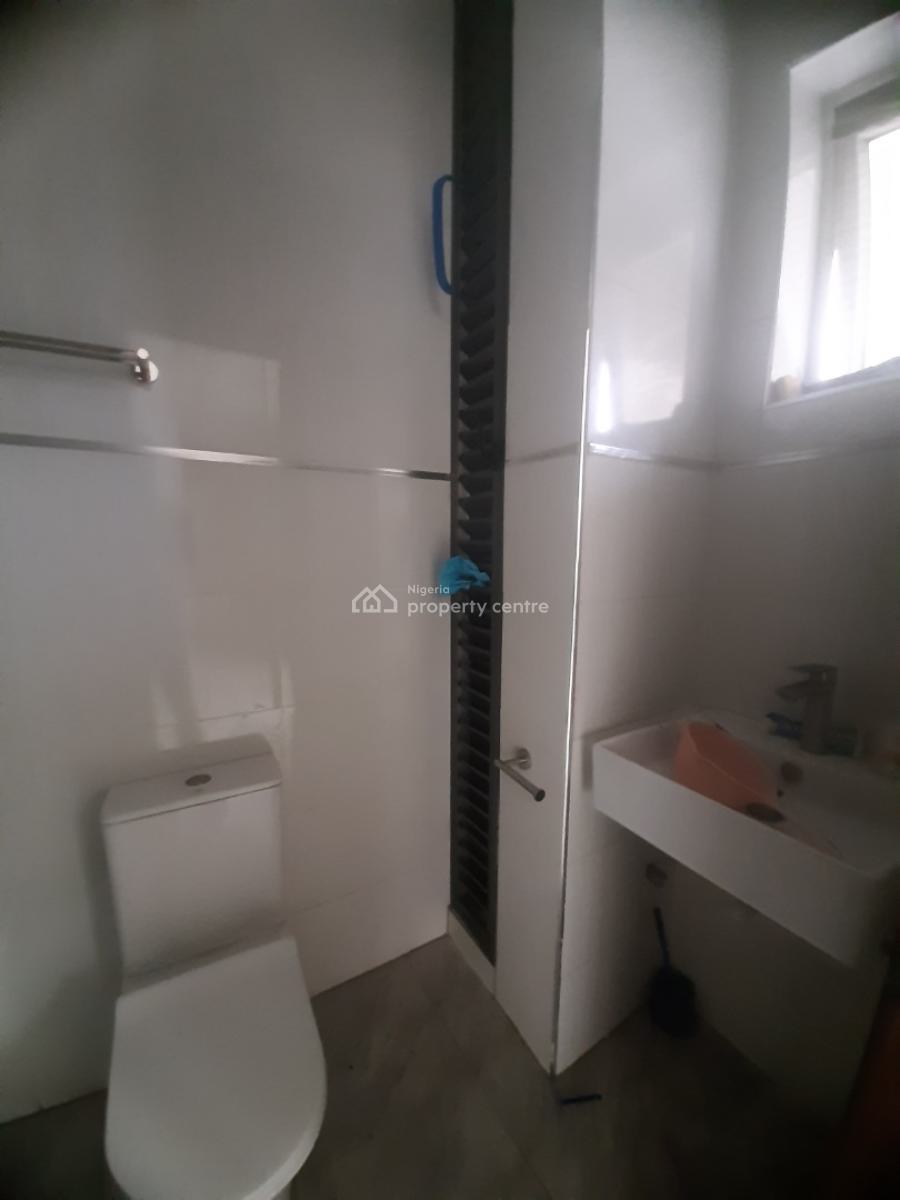 Serviced with 24/7 Power Supply 3 Bedroom En-suite Flat with Fitted Ki, Ikate Elegushi, Lekki, Lagos, Flat / Apartment for Rent