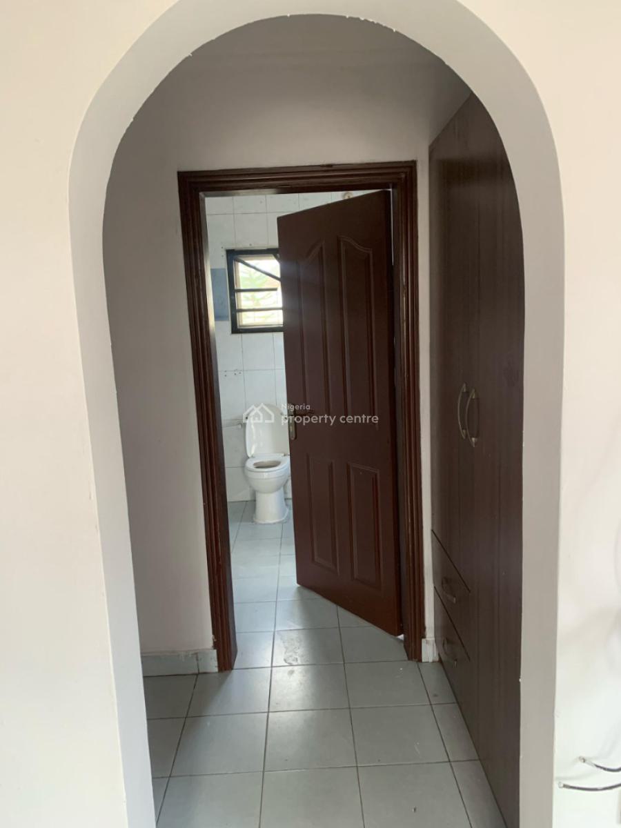 a Clean & Lovely 3 Bedroom Duplex, Magodo Phase 1, Gra Phase 1, Magodo, Lagos, Detached Duplex for Rent