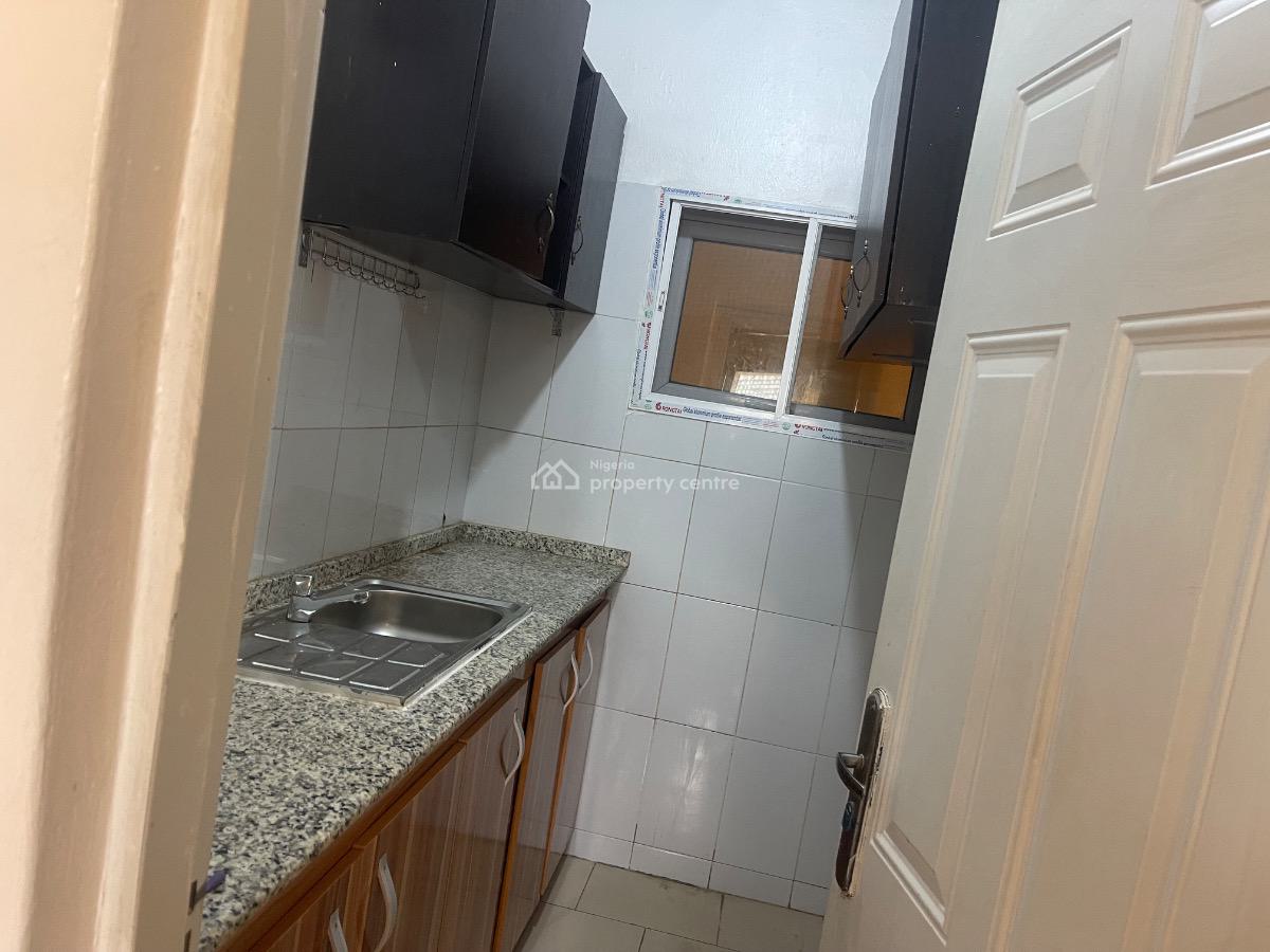 Neatly Renovated Selfcontain in an Estate, Wuye Main, Wuye, Abuja, Self Contain (single Rooms) for Rent