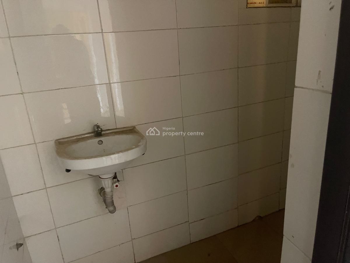 Very Big 1bedroom Flat in an Estate, Wuye Main, Wuye, Abuja, Mini Flat (room and Parlour) for Rent