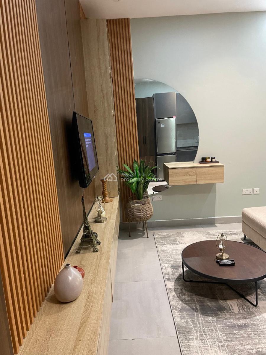 Luxuriously Finished One Bedroom Studio Apartment with Swimming Pool, Lekki Phase 1, Lekki, Lagos, Flat / Apartment Short Let