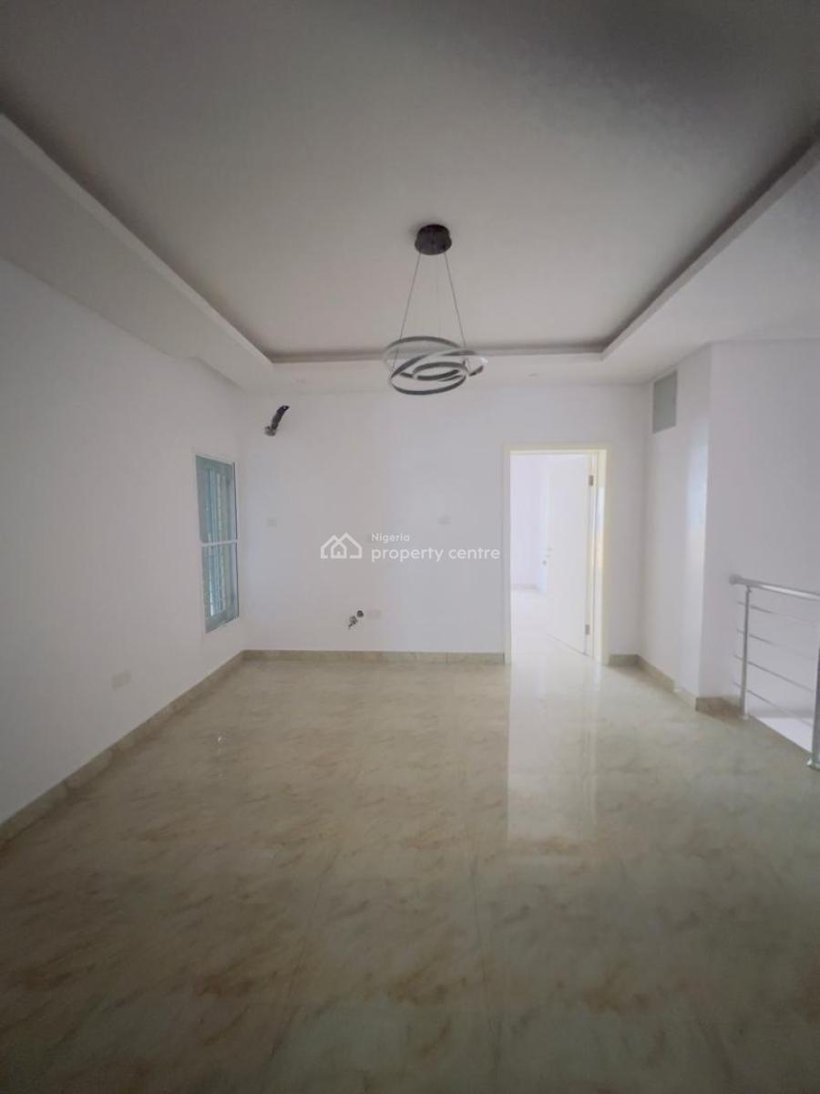 4 Bedroom Maisonette, Right Side, Lekki, Lagos, House for Sale