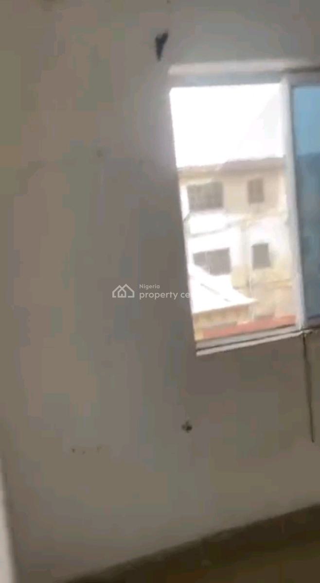 Standard N Executive  Mini Flat, Kufeji Street, Alagomeji, Yaba, Lagos, Mini Flat (room and Parlour) for Rent