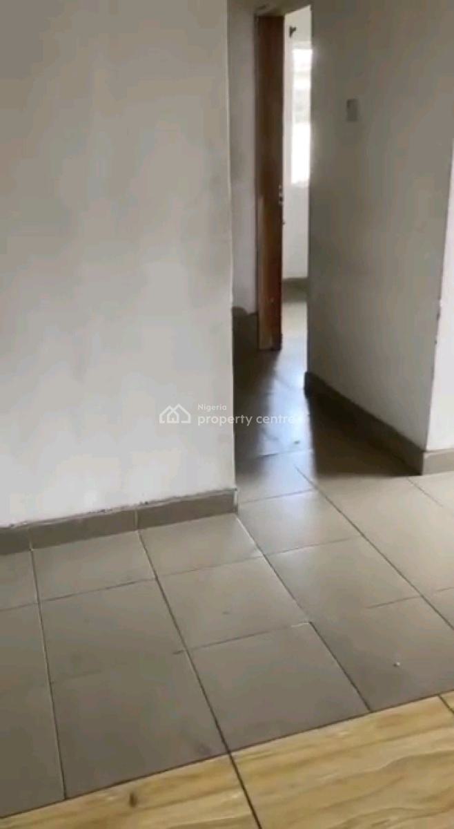 Standard N Executive  Mini Flat, Kufeji Street, Alagomeji, Yaba, Lagos, Mini Flat (room and Parlour) for Rent