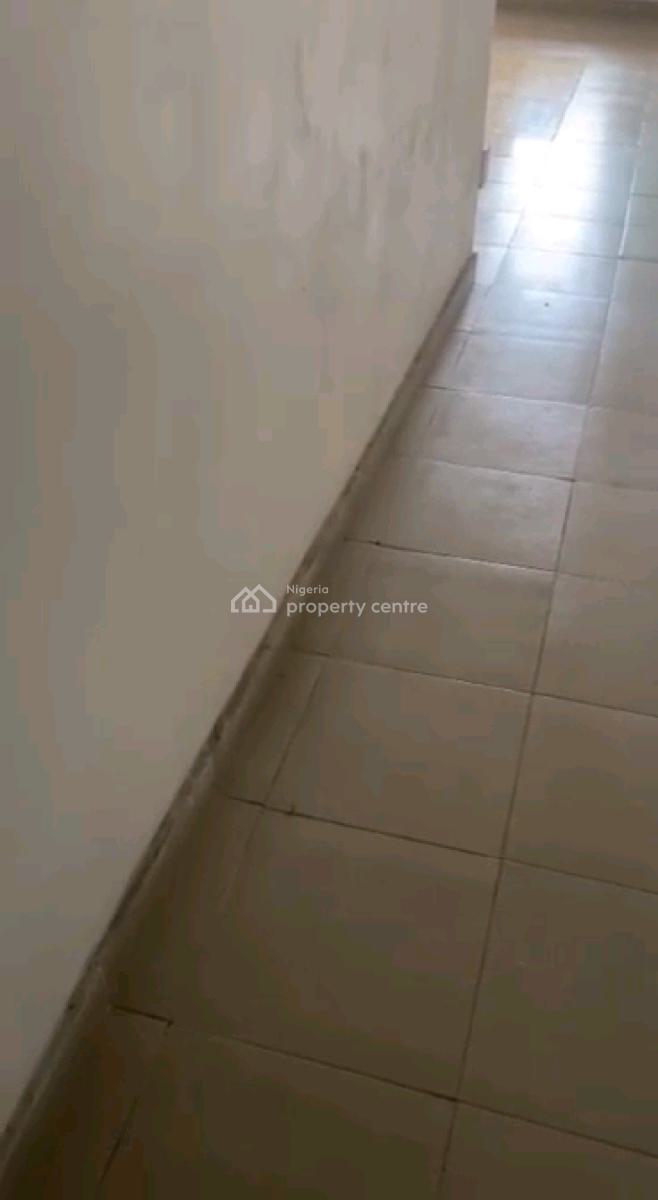 Standard N Executive  Mini Flat, Kufeji Street, Alagomeji, Yaba, Lagos, Mini Flat (room and Parlour) for Rent