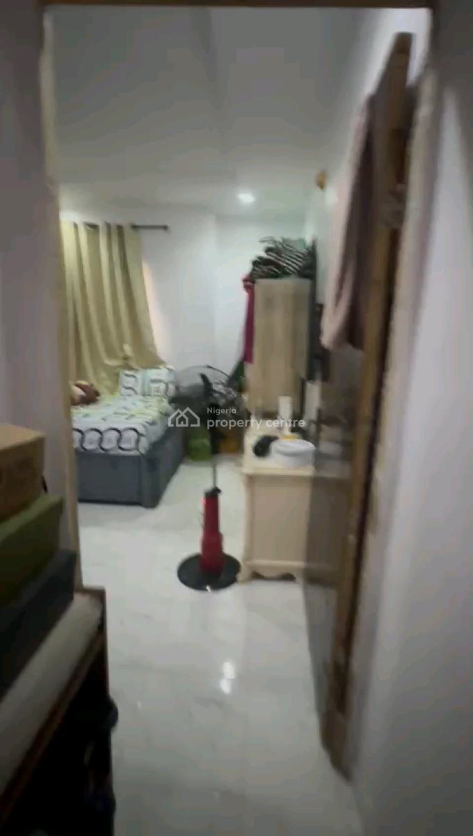 a Standard and Decent Miniflat, Upstairs with 2toilets and Bath, Palmgrove, Shomolu, Lagos, Mini Flat (room and Parlour) for Rent
