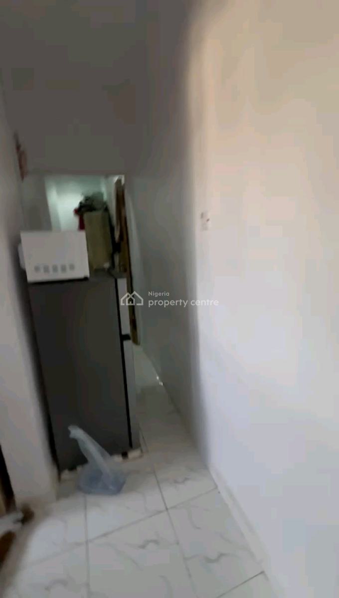 a Standard and Decent Miniflat, Upstairs with 2toilets and Bath, Palmgrove, Shomolu, Lagos, Mini Flat (room and Parlour) for Rent