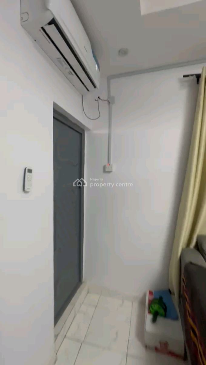 a Standard and Decent Miniflat, Upstairs with 2toilets and Bath, Palmgrove, Shomolu, Lagos, Mini Flat (room and Parlour) for Rent