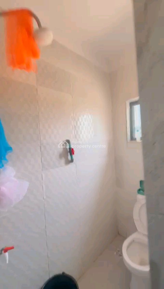 a Standard and Decent Miniflat, Upstairs with 2toilets and Bath, Palmgrove, Shomolu, Lagos, Mini Flat (room and Parlour) for Rent